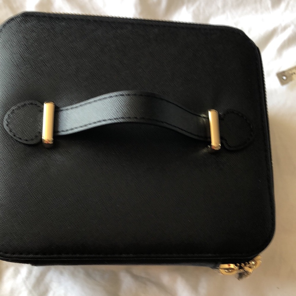 Brand new jewelry box or sunglasses case - Picture 6 of 8